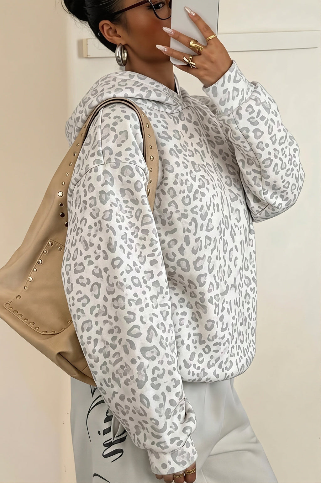leopard-print-casual-chic-hoodie