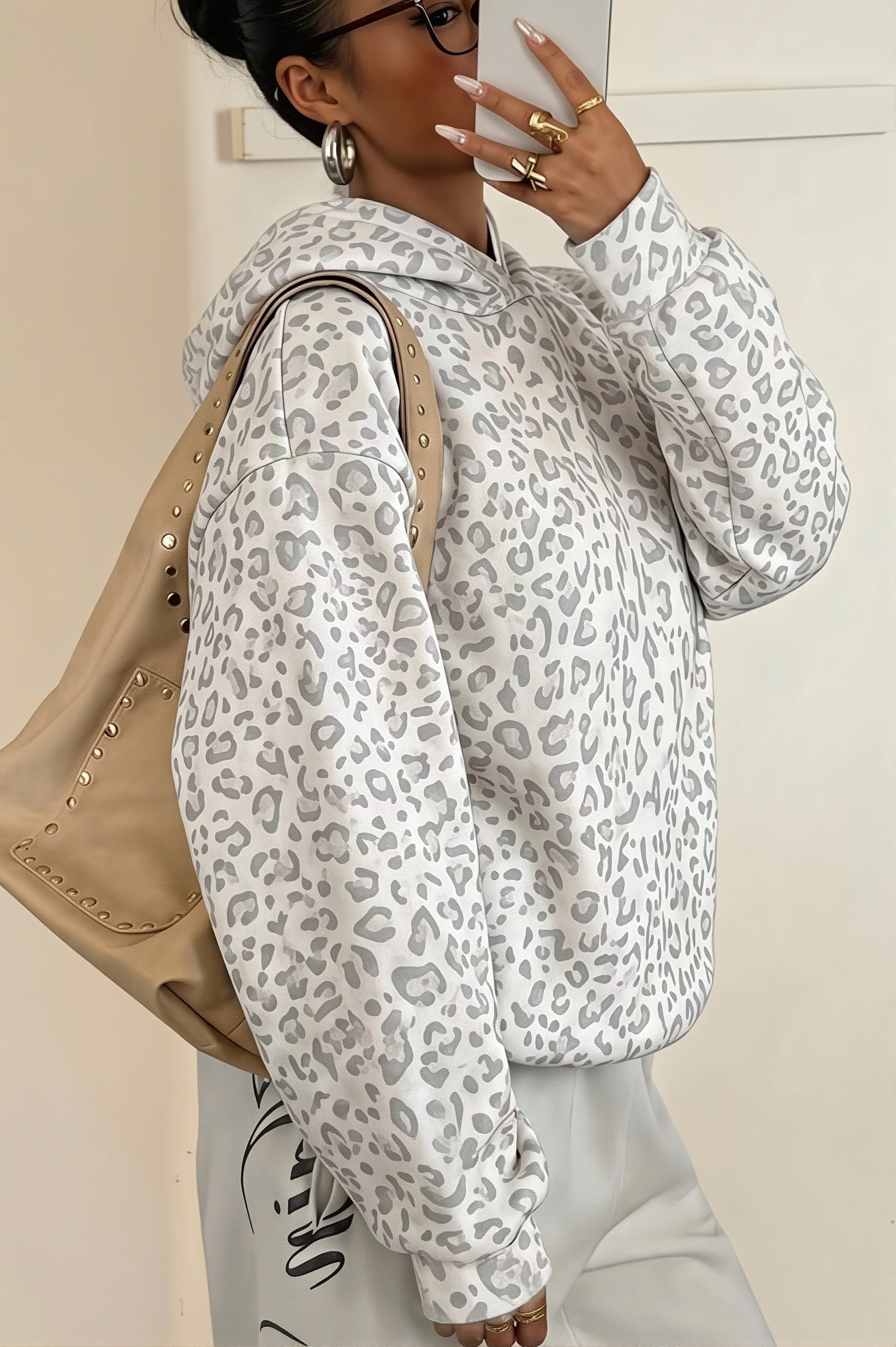 leopard-print-casual-chic-hoodie