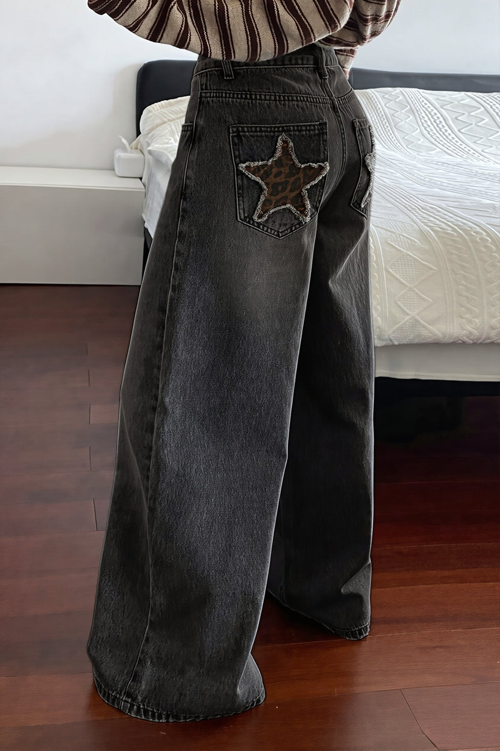 star-patch-wide-leg-jeans