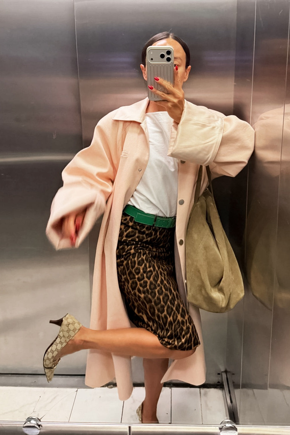 leopard-pencil-midi-skirt