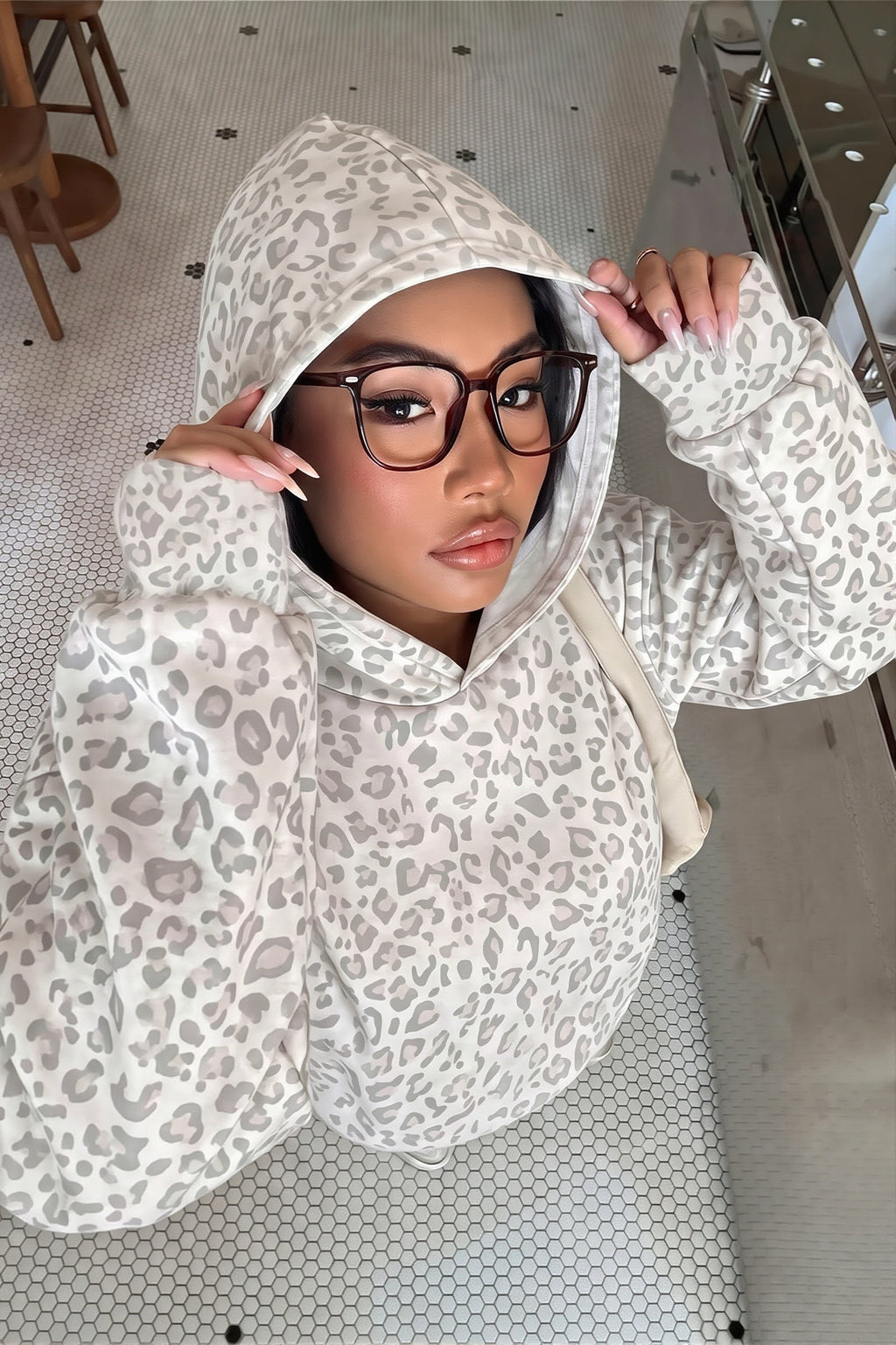 leopard-print-casual-chic-hoodie