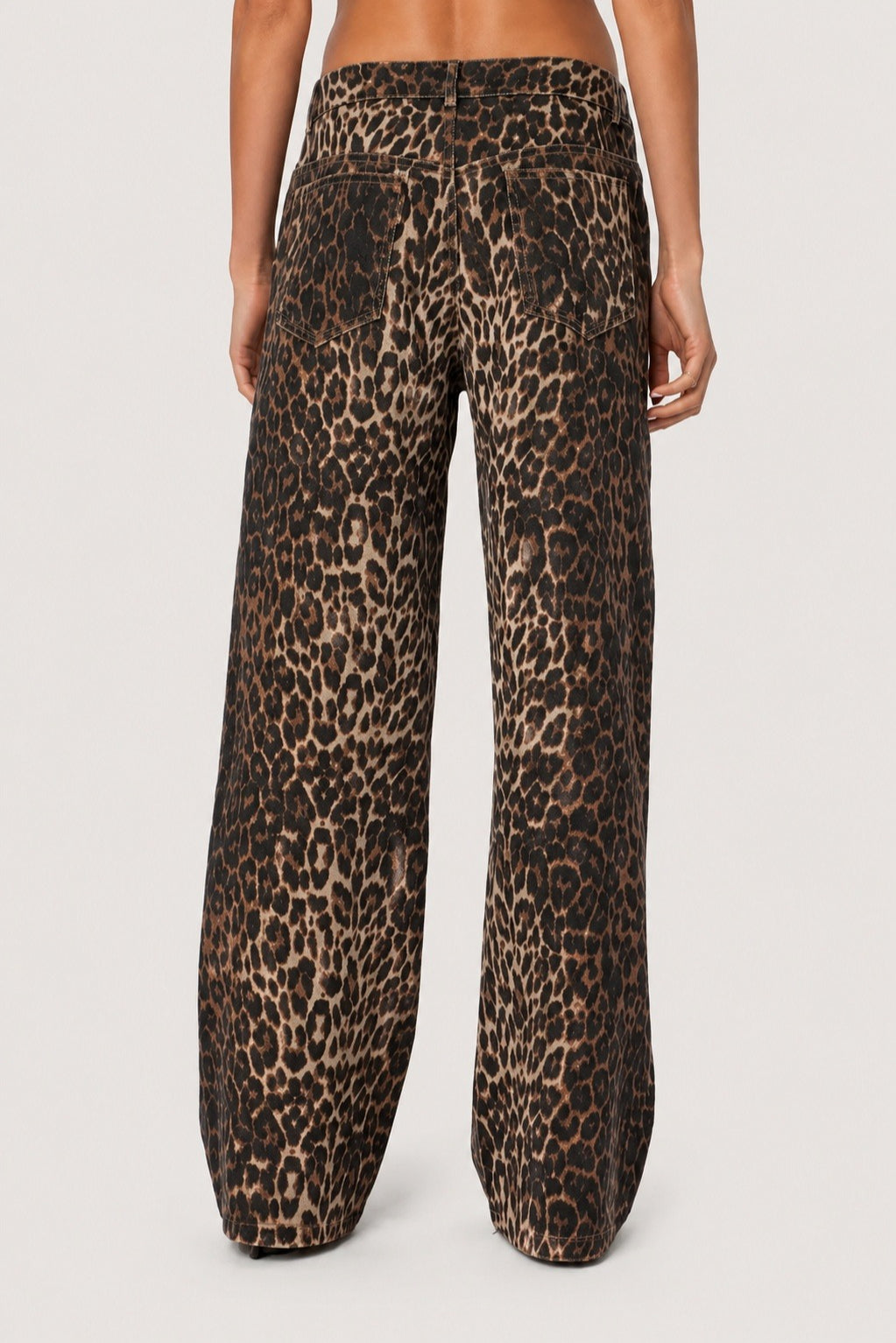 leopard-print-straight-leg-jeans