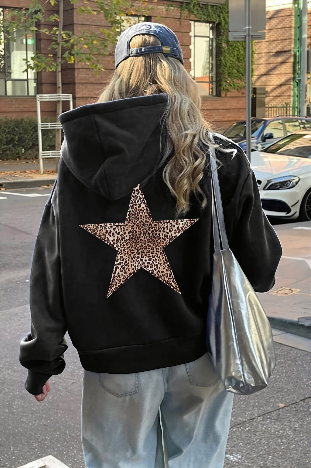 leopard-star-patch-pullover-hoodie